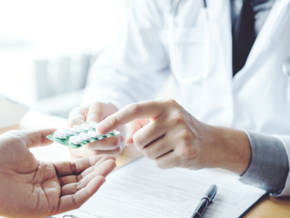 마곡동치과_8. 사랑니 발치 후 출혈 멈추지 않을 때? 지혈 잘하는 5가지 방법 관련 이미지 4