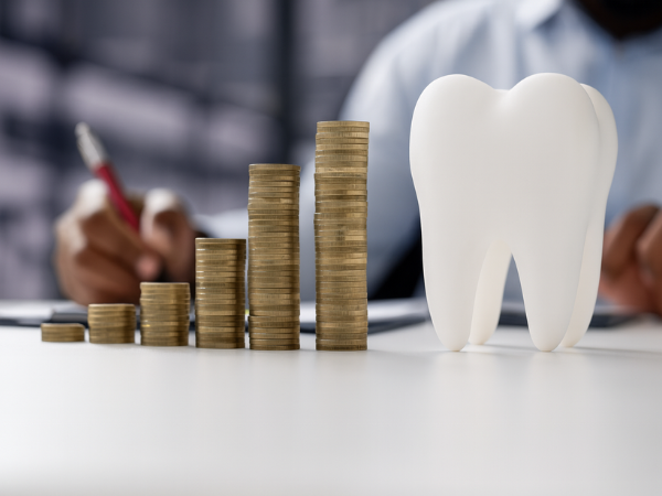 마곡동치과_&ldquo;그냥 두면 괜찮을 줄 알았죠?&rdquo; [3. 치근단절제술 미루면 생기는 문제] 관련 이미지 5