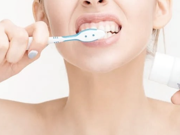 Magaok Station Dental Clinic_ “Why Do Gums Recede?” [1. Causes of Gingival Recession] image 2