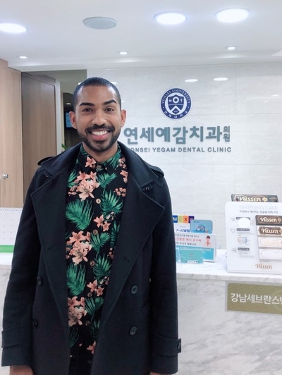 치아미백 위해 2019년에 이어 다시 찾아주신 외국인환자분! 관련 이미지 2