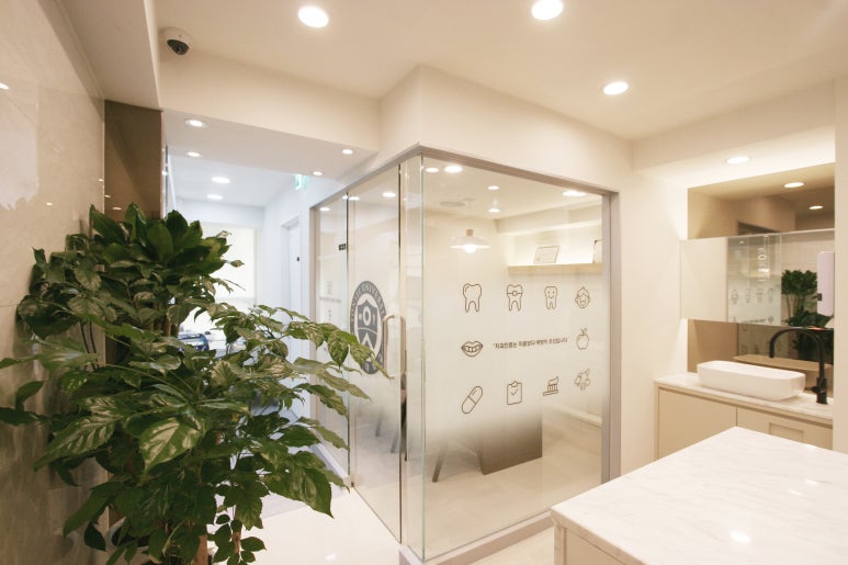 시청역 턱관절치료뿐 아니라 V라인으로도! 턱보톡스 관련 이미지 2