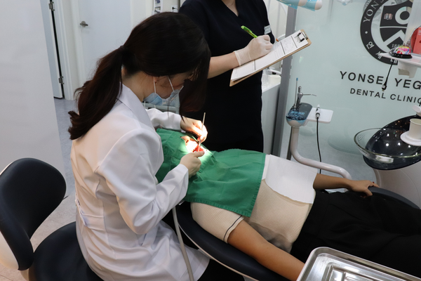 Yonsei Yegam Dental Clinic (City Hall Station, Seoul)-Teeth cleaning, Whitening Review 관련 이미지 8