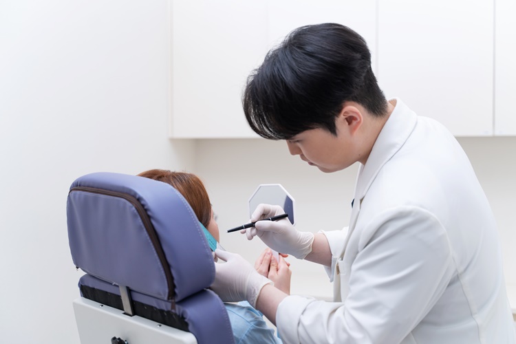 내 얼굴에 필요한 건 뭘까? 온다 티타늄 차이 봉은사역 피부과에서 알려드립니다. 관련 이미지 9