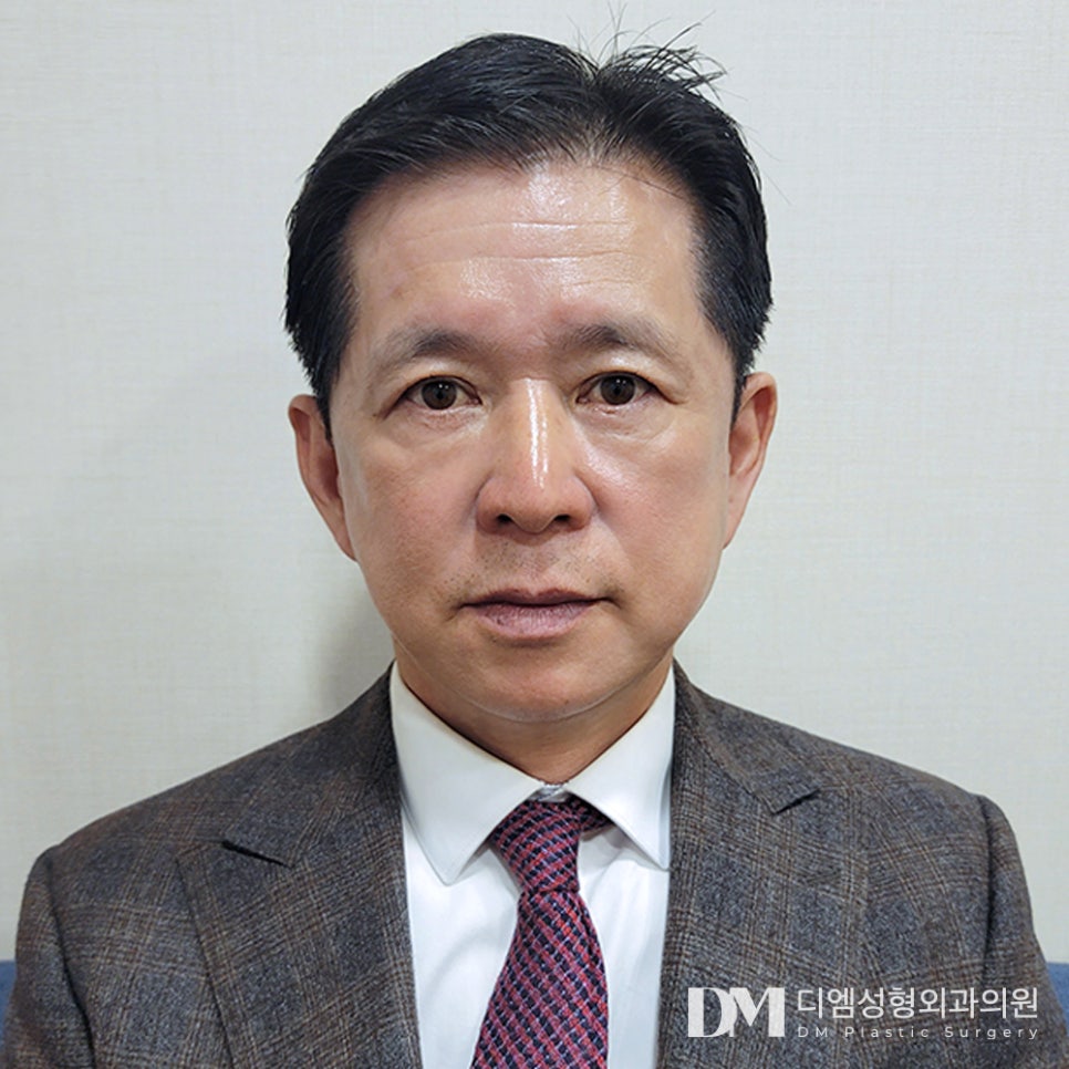 DM Male Facelift Before-and-After Photos: If You Want to Improve Overall Facial Sagging, Take Note! image 1