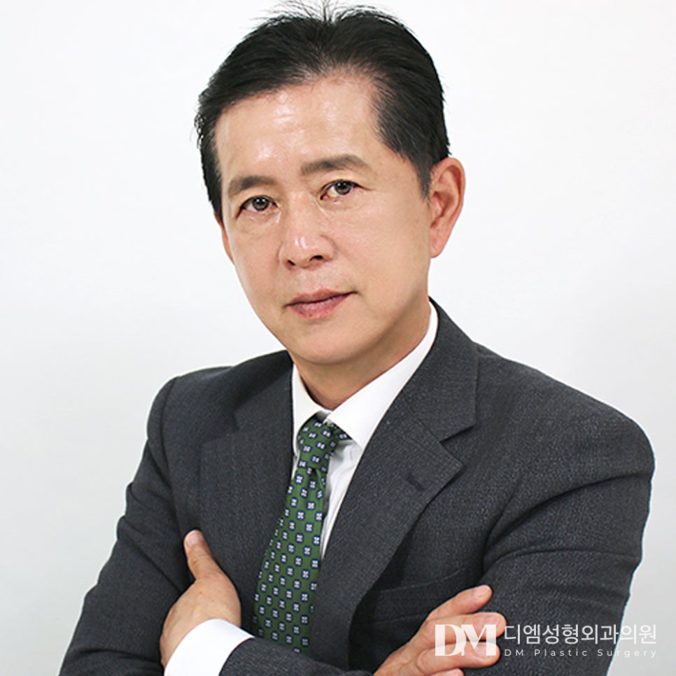 디엠 남자안면거상 전후사진, 무너진 인상을 바로잡는 관련 이미지 3