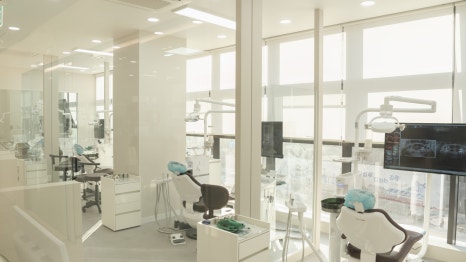 💡 진료실 위, 저 조명이 뭐예요? - 치과 무영등/라이트 관련 이미지 1