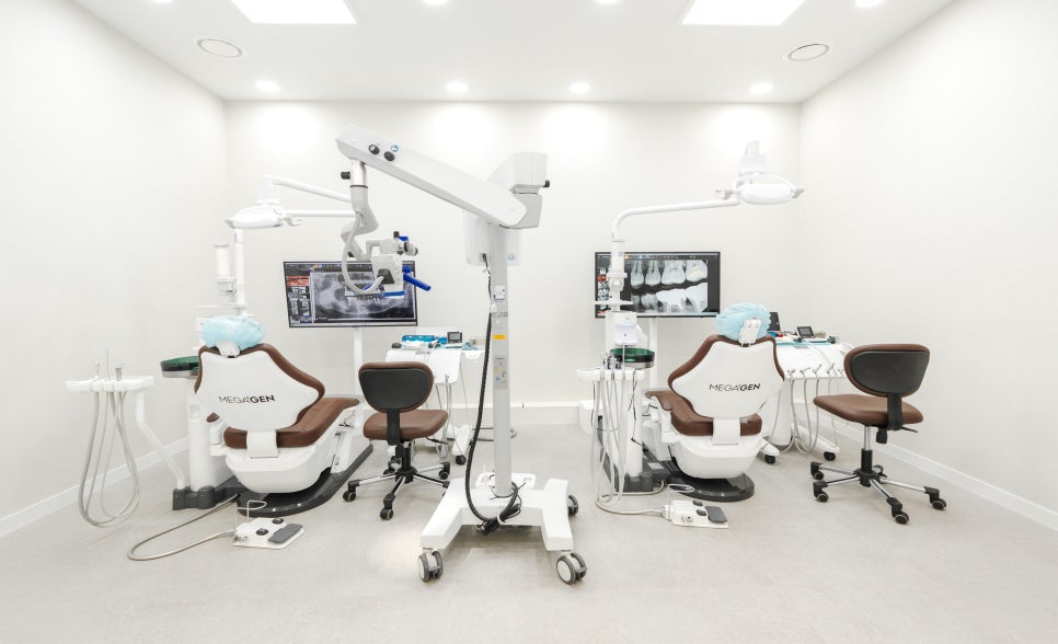 김용진원장 약력 소개 예스미르치과 구강악안면외과 전문의 관련 이미지 6