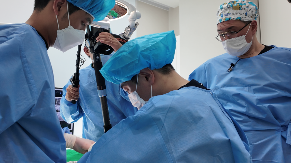 🦷 임플란트 수술 전 과정을 생중계로! &ndash; 예스미르치과 x 덴올TV 관련 이미지 12