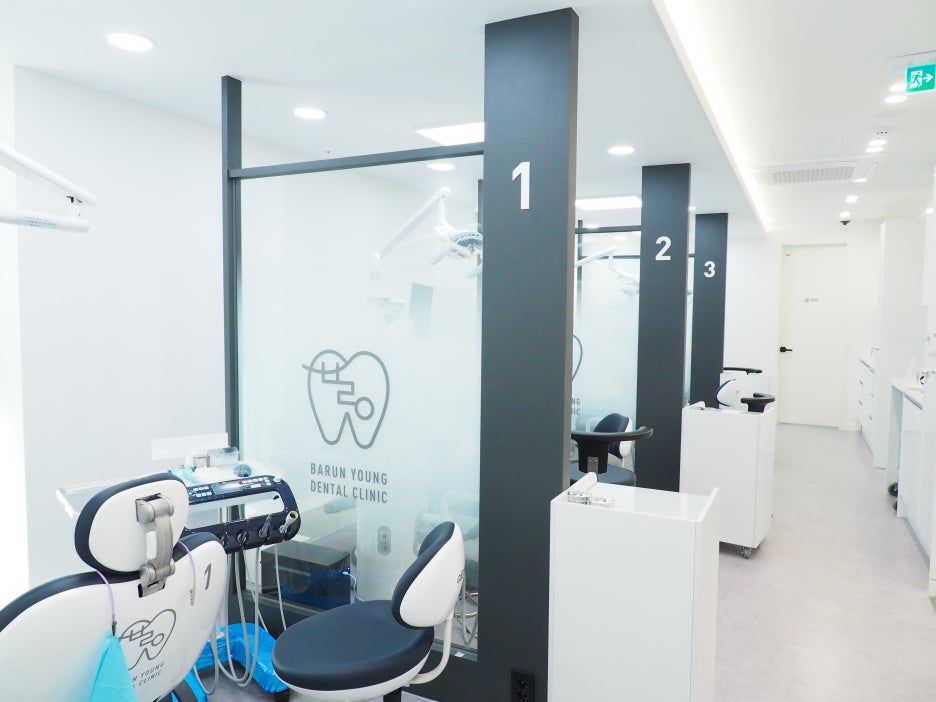 신금호역치과, 티나지 않는 치아 심미보철 치료로 자신감 되찾기 관련 이미지 4