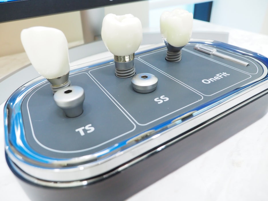 약수역치과 네비게이션 임플란트로 잃어버린 치아 대신 관련 이미지 5