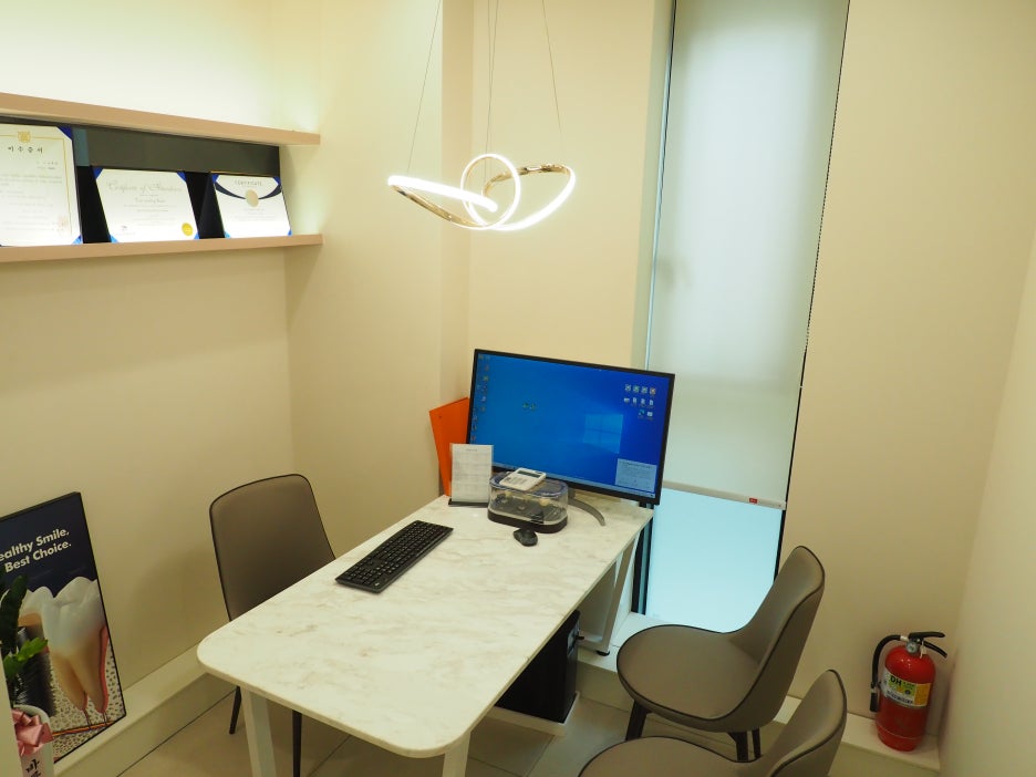 신당역치과 잃어버린 치아 네비게이션 임플란트로 되찾으세요 관련 이미지 3