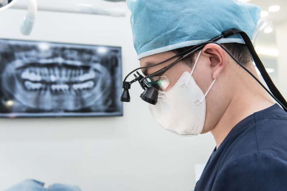 신당역치과, 잇몸에서 피가 나는 이유는 치주질환 때문 관련 이미지 9