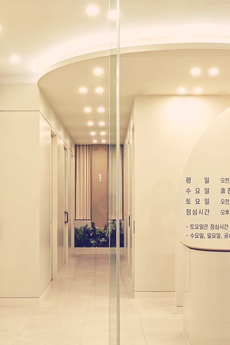 홍대입구역 보톡스 짙은 이마주름도 깔끔하게 해결하는 관련 이미지 21