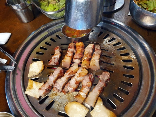 흑돼지를 찾으신다면 "삼다연" 관련 이미지 14