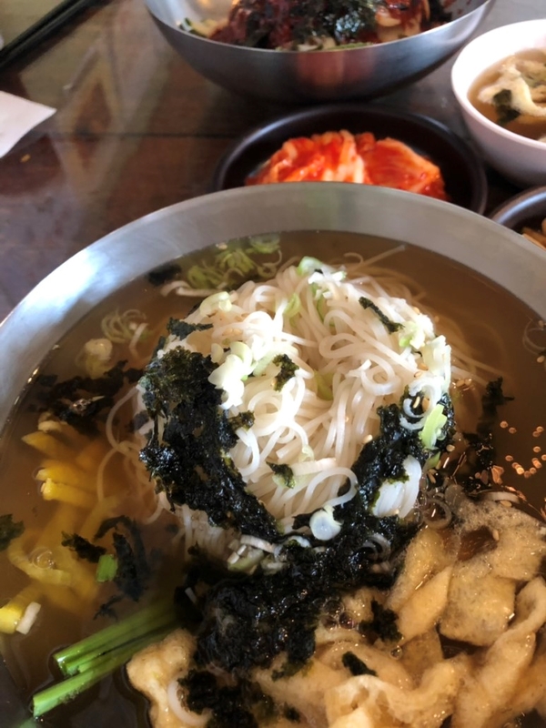 Apgujeong Rodeo - Manbok Guksu image 14