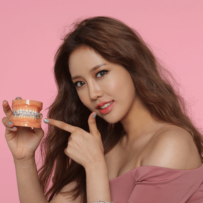 돌출입치아교정, 수술 부담없이 개선가능 관련 이미지 2