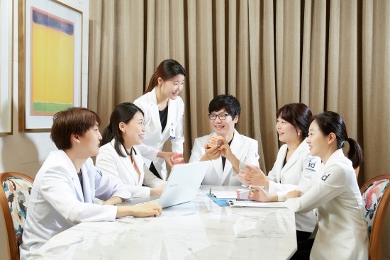 돌출입 치아교정, 수술없이 정상교합으로 관련 이미지 8