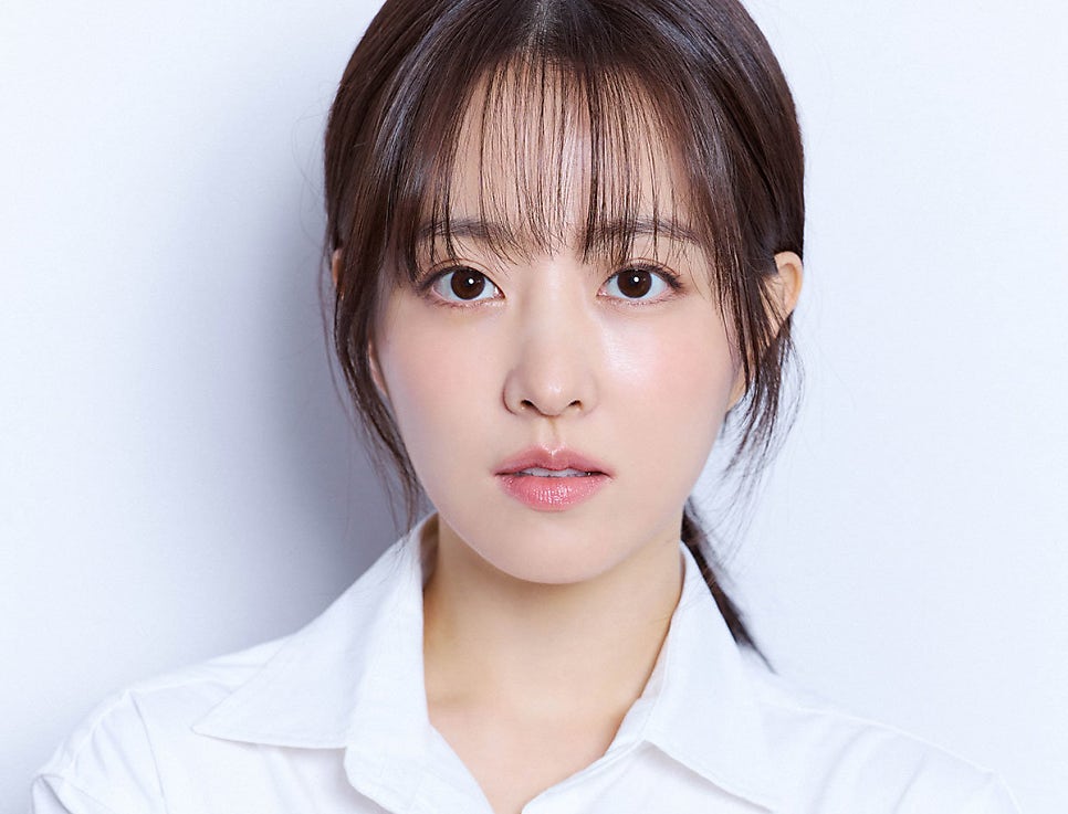 배우 하영, 나나 얼굴형 실제 윤곽수술은 어떻게 다를까? 관련 이미지 4
