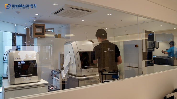 7월 20일, 오늘은 라이브치과병원 강남점이 이사하는 날입니다 :D 관련 이미지 8