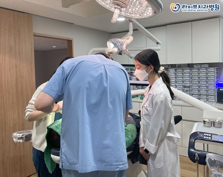 미국 플로리다주 치대생 수빈학생의 라이브치과병원 견학! 관련 이미지 2