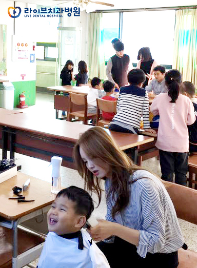 라이브 리더스가 전한 온정의 손길 관련 이미지 4