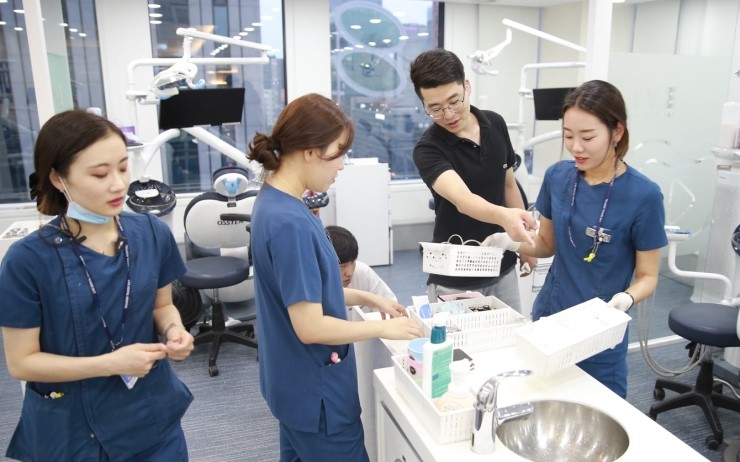 6월 26일. 라이브치과병원 강남점 층별 이사. 변동안내 관련 이미지 2