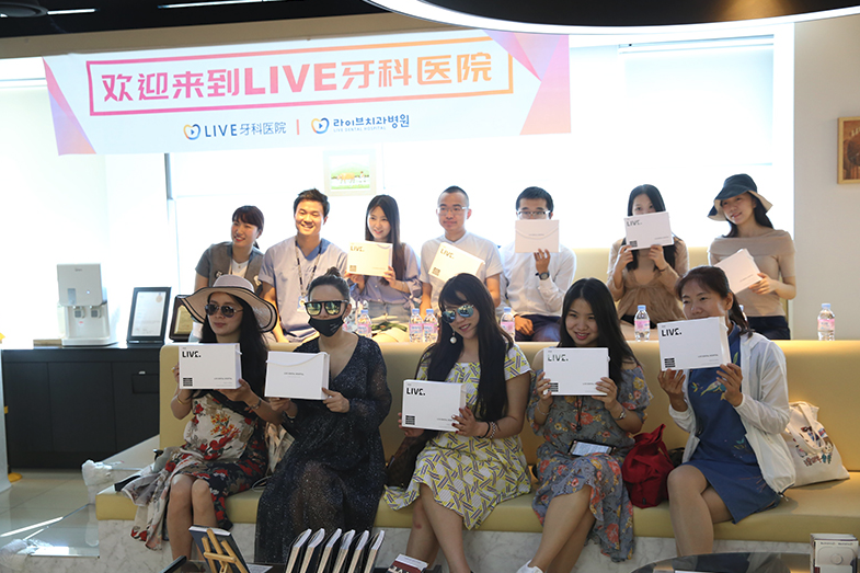 중국의 왕홍분들이 라이브치과에 방문하다! 관련 이미지 4
