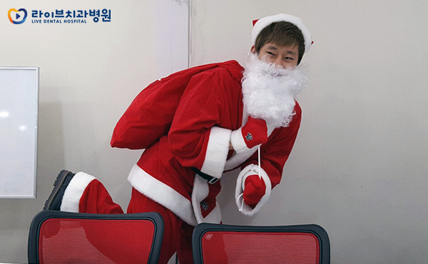 라이브에 찾아온 깜짝 손님! 산타필호 관련 이미지 2