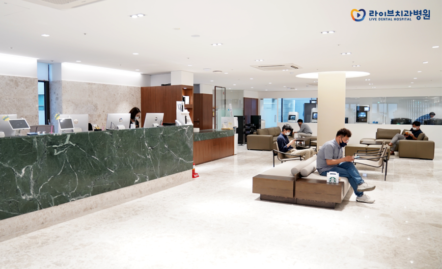 라이브치과 강남점이 신사옥확장이전을 완료하였습니다&hearts; 관련 이미지 2