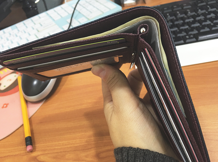 면세품을 털어보고 싶었던 며니... 관련 이미지 5