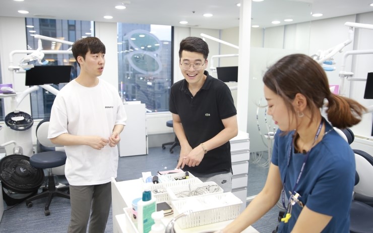 6월 26일. 라이브치과병원 강남점 층별 이사. 변동안내 관련 이미지 1