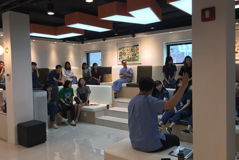 365일 OPEN 라이브치과 세미나 현장 관련 이미지 5