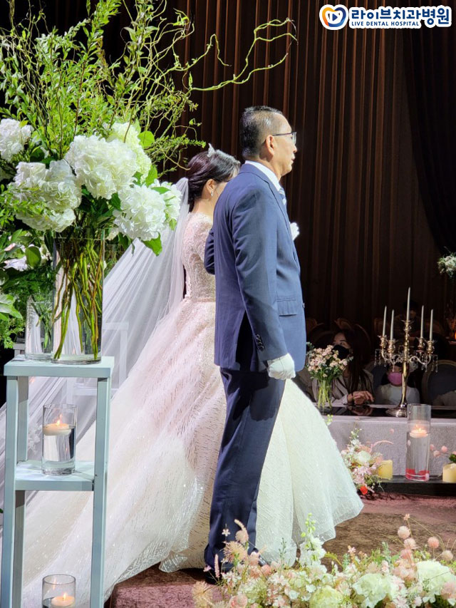 가장 행복한 날 라이브가 축복합니다. 관련 이미지 1