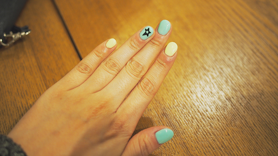 생애 두 번째로 네일아트를 받은 며니 관련 이미지 2