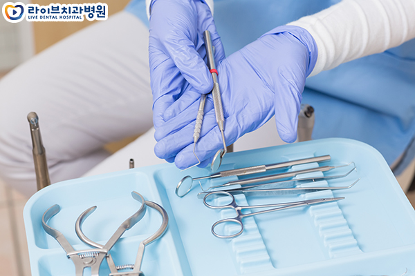 임플란트수술 치료 받기가 두렵다면 관련 이미지 4