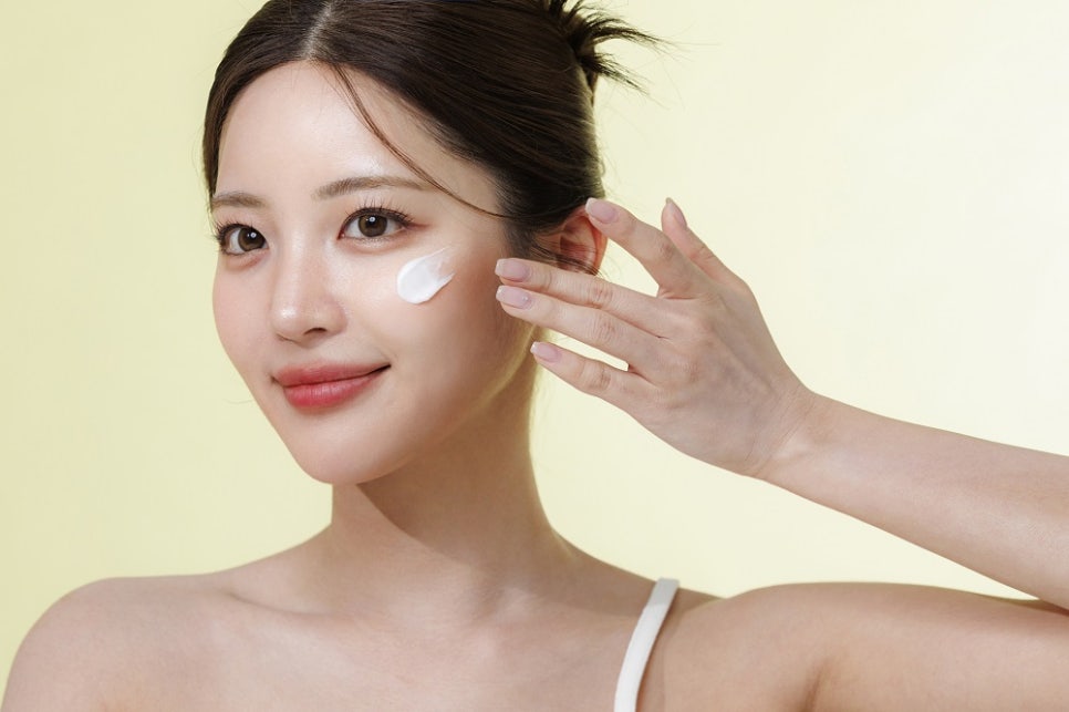 From Dry Skin to Moisturized Skin image 5