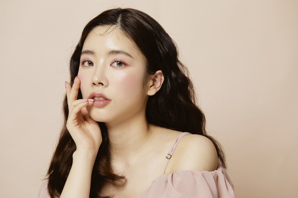 피부 재생 중심 관리를 원할 때는 리쥬란! 관련 이미지 1