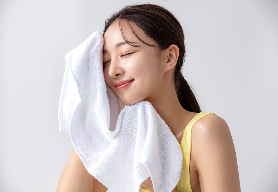 모공관리법 올바른 세안으로 넓어진 모공 다시 줄이면서 관련 이미지 3