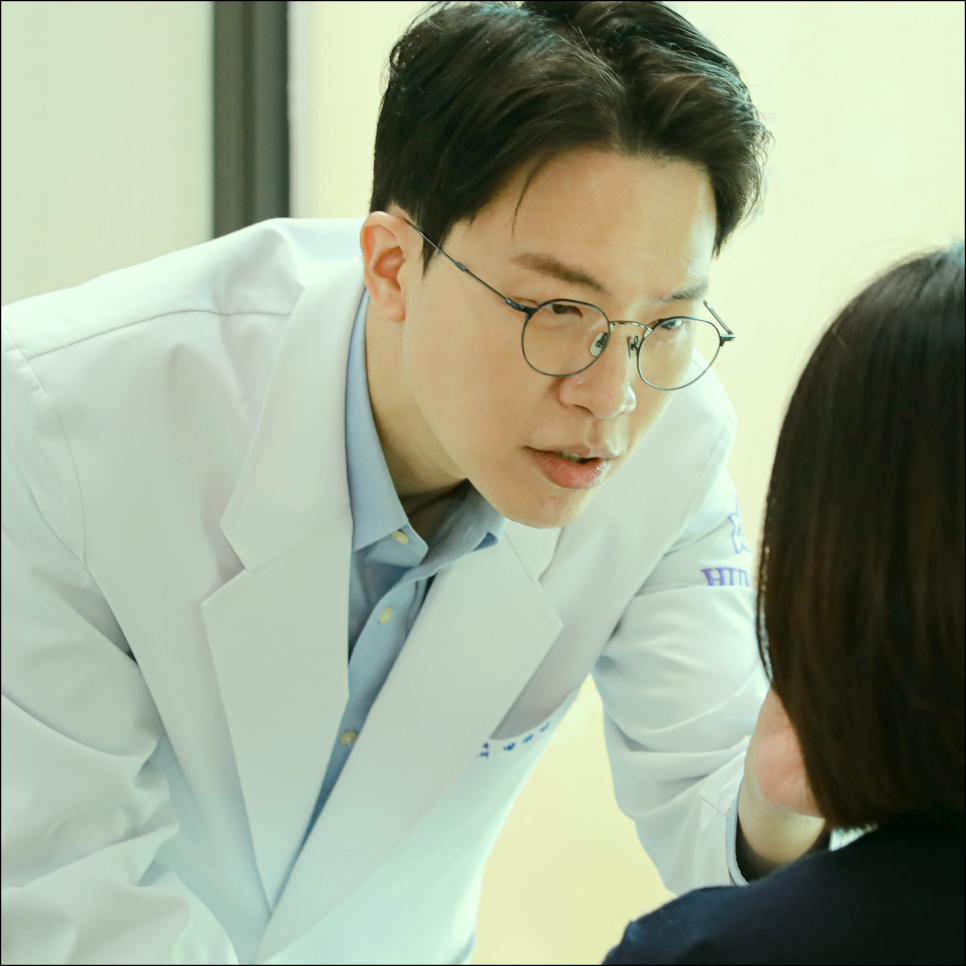 Sadang-dong Dermatology: Deepening Crow’s Feet Wrinkles Can Be Improved with 000 image 4