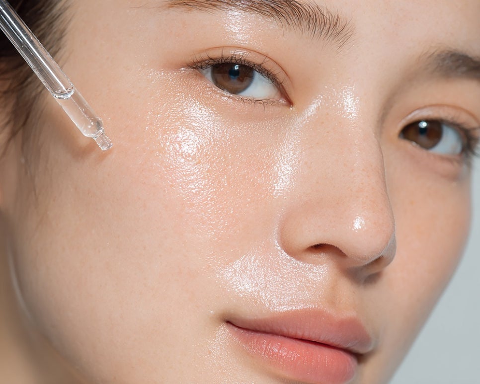 What Is the Way to Achieve a Dewy Glow That Rises from Within the Skin? image 1