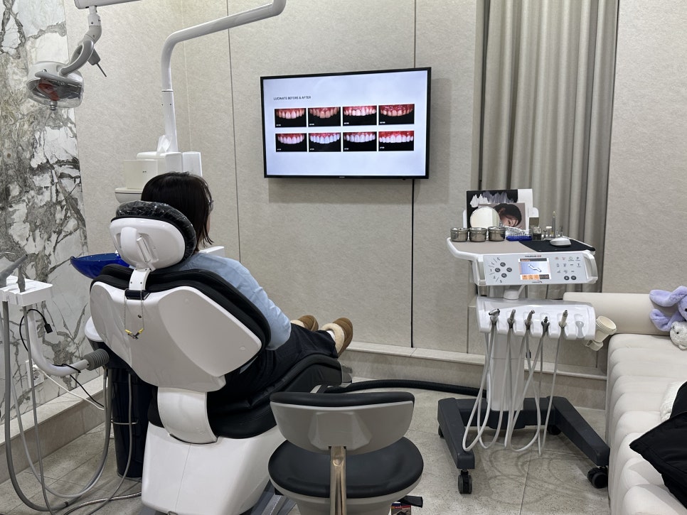 Gangnam Teeth Whitening Clinic for a Brighter Smile image 11
