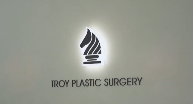 Mok-dong Eyeliner Tattoo Removal: What Matters More Than Color Is the Way It Has Spread image 5