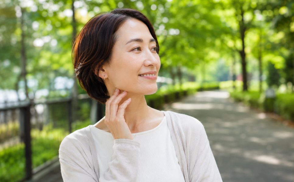 Double-Chin Lifting: If the Area Under Your Chin Remains Even After Losing Weight, the Cause Must Be Identified First image 5