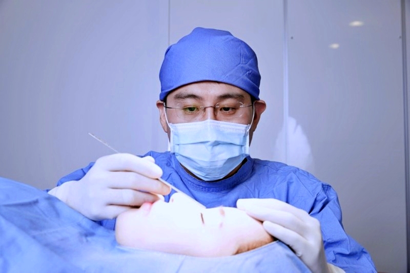 김포성형외과 유명하다고 다 잘하는 거 아닙니다. 관련 이미지 3