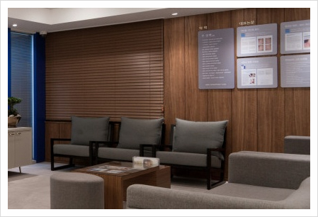 Bangbae-dong Dermatology: Who Is Rejuran Healer Needed For? image 21