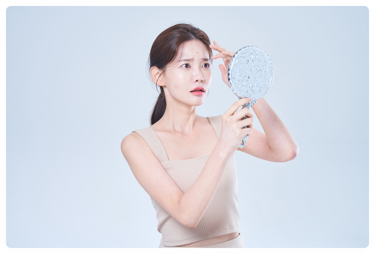 Scars Can Be Left If Pimples Around the Nose and Mouth Are Popped Incorrectly image 4