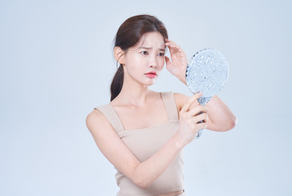이마 가운데부터 미간 딱딱한 여드름, 성인이라면 관리 방법은? 관련 이미지 3
