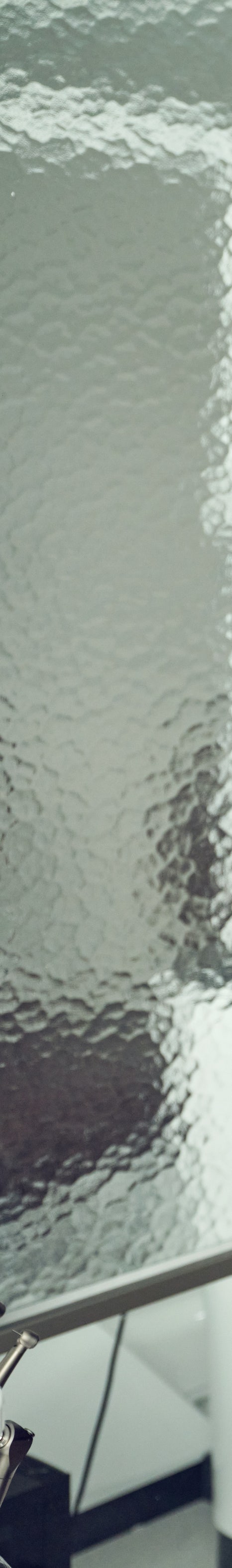 신사역치과 앞니 라미네이트, 왜 비용이 다를까요? 관련 이미지 11