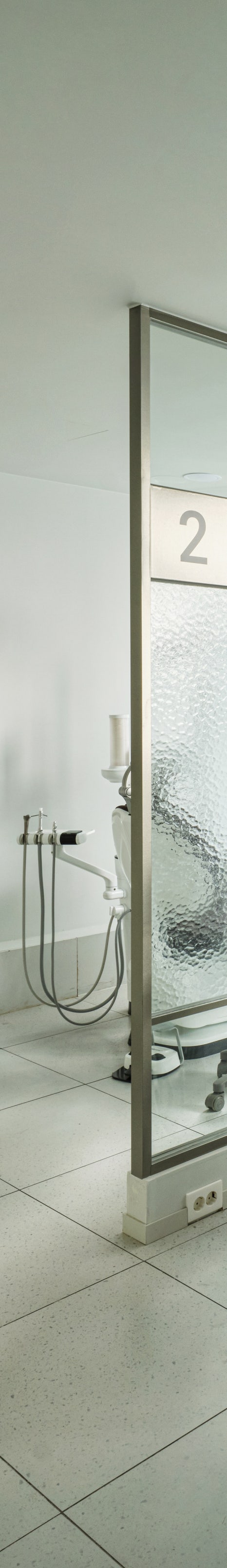 압구정역치과 라미네이트, 이갈이 습관이 있다면 신중하게 관련 이미지 16