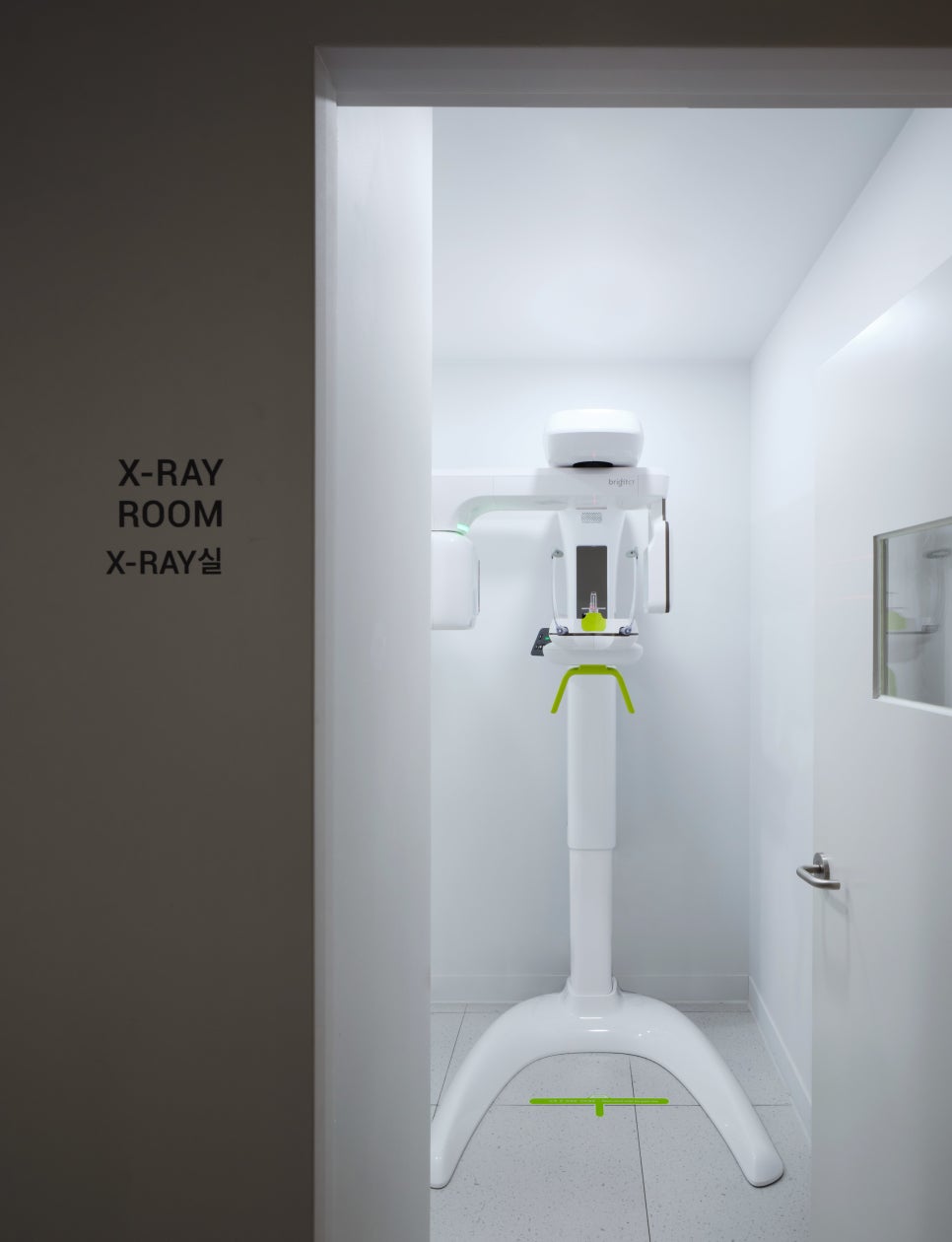 강남논현동치과의 맞춤형 치아 심미 솔루션으로 건강과 아름다움을 동시에 관련 이미지 9